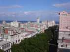 Paseo del Prado som mynnar ut till Paseo Malecón.