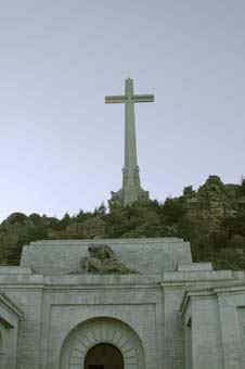 The cross measures 492 feet and is situated at a hight of 5678 feet.